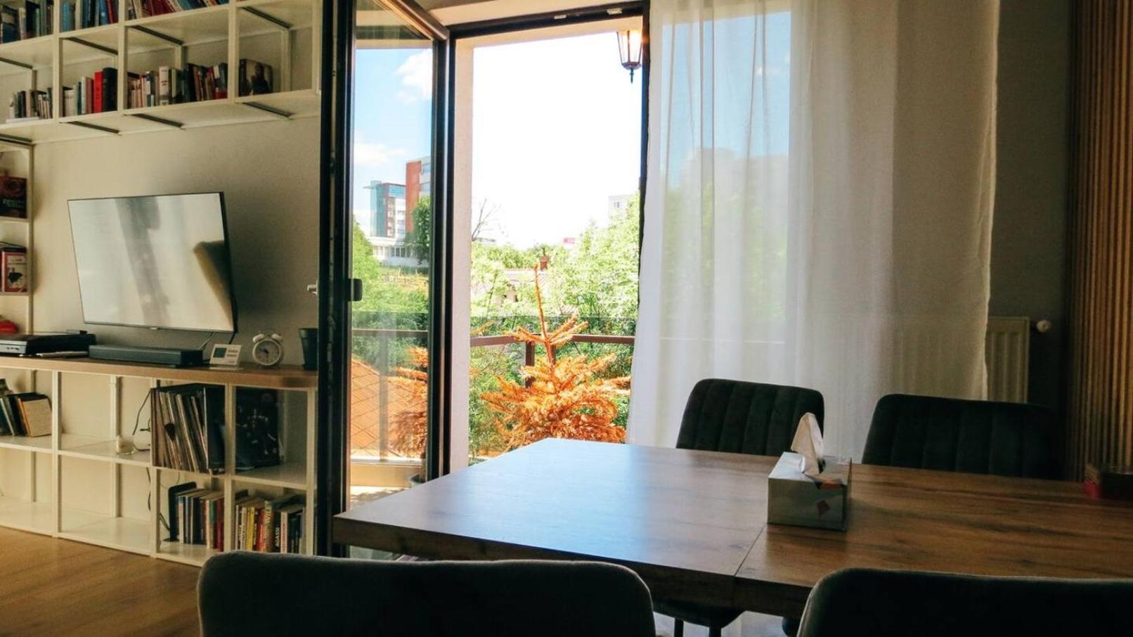 Eden Escape Lägenhet Cluj-Napoca Exteriör bild